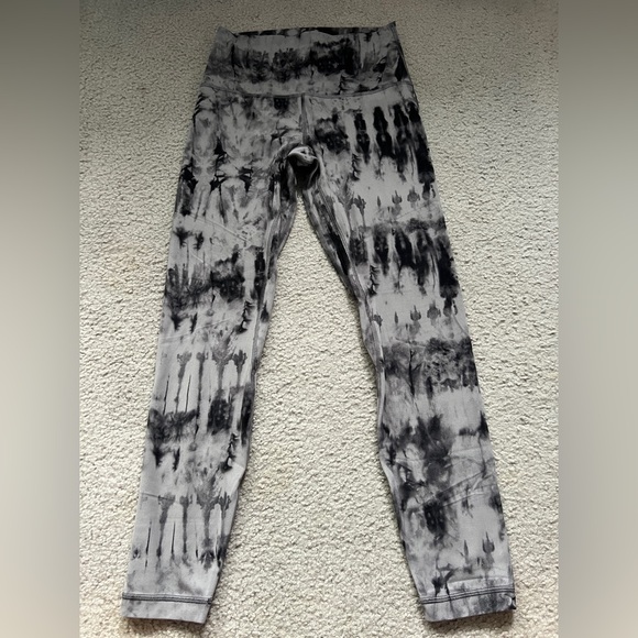 lululemon athletica Pants - Lululemon HR Align Tie Dye Leggings